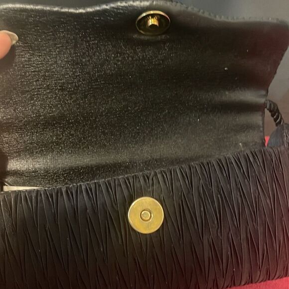 Vintage Walborg Black Pleated Satin Clutch Shoulder Bag Capsule Shape‎ - Picture 6 of 9
